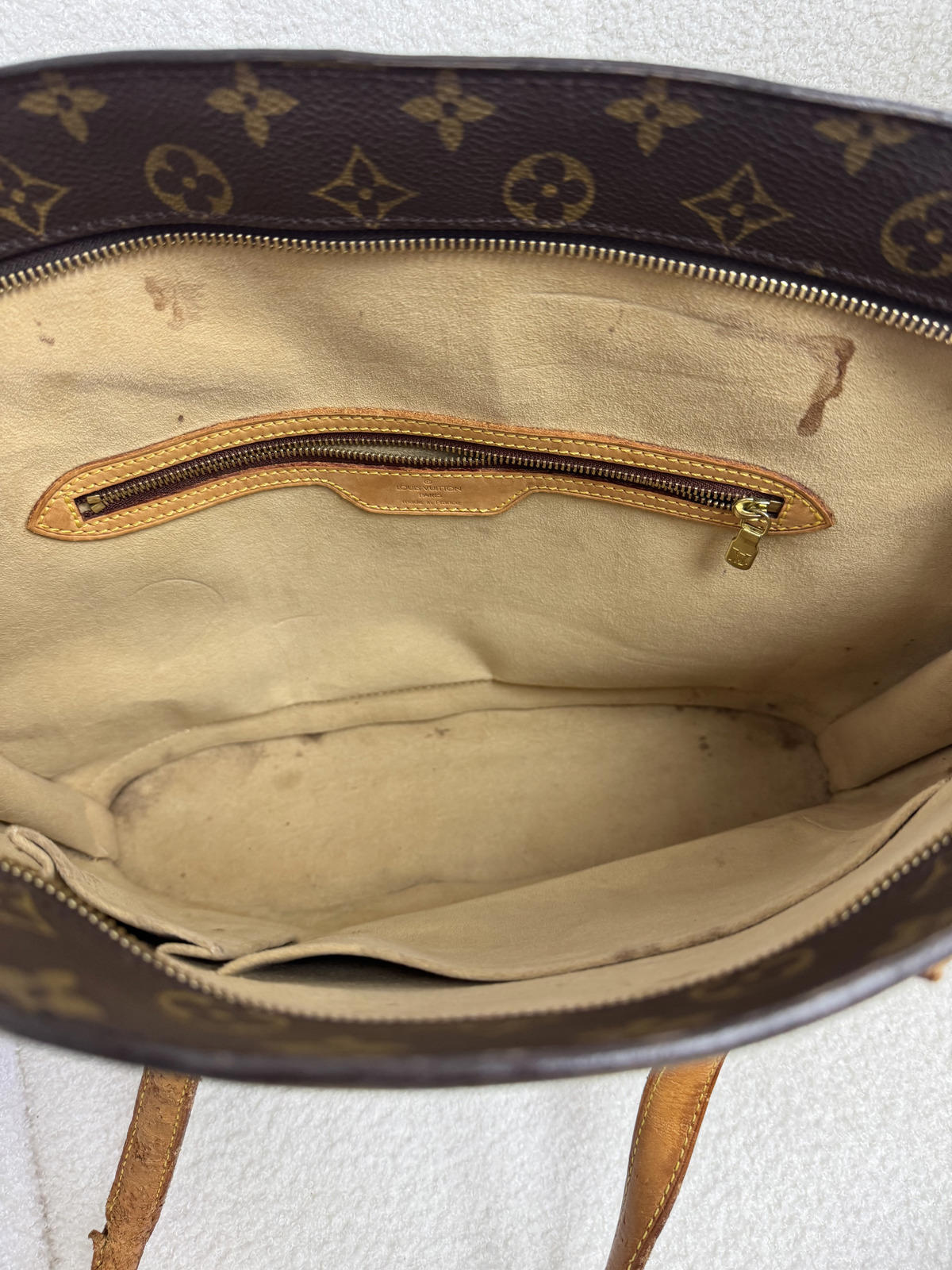 Louis Vuitton Babylon Tote Bag