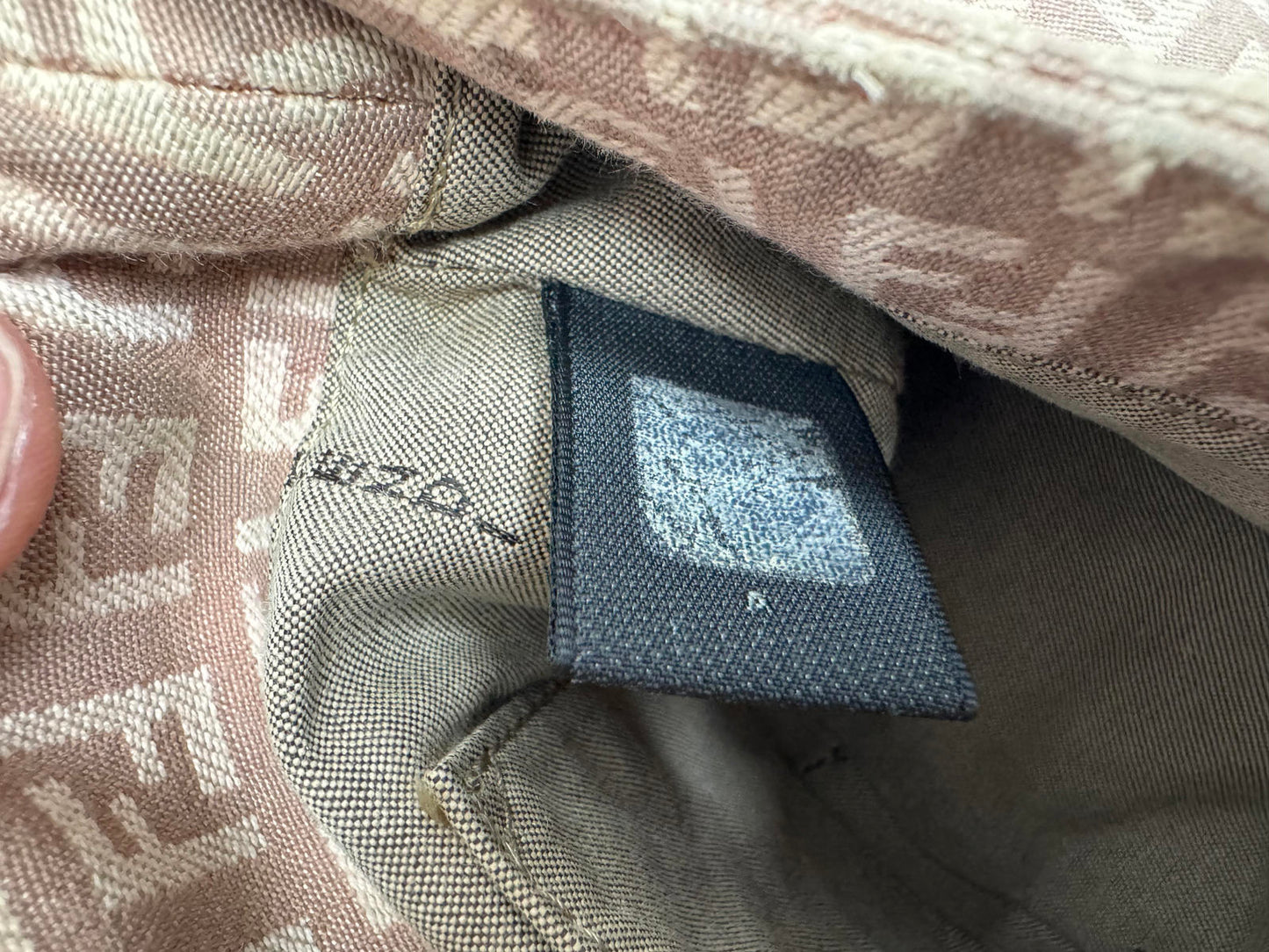 Fendi Mama Bucket Baguette Small