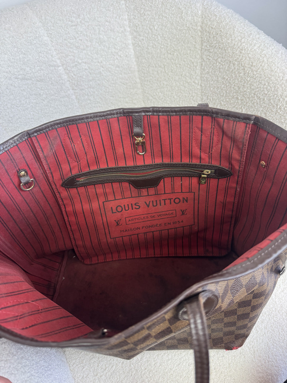 Louis Vuitton Neverfull Tote Bag