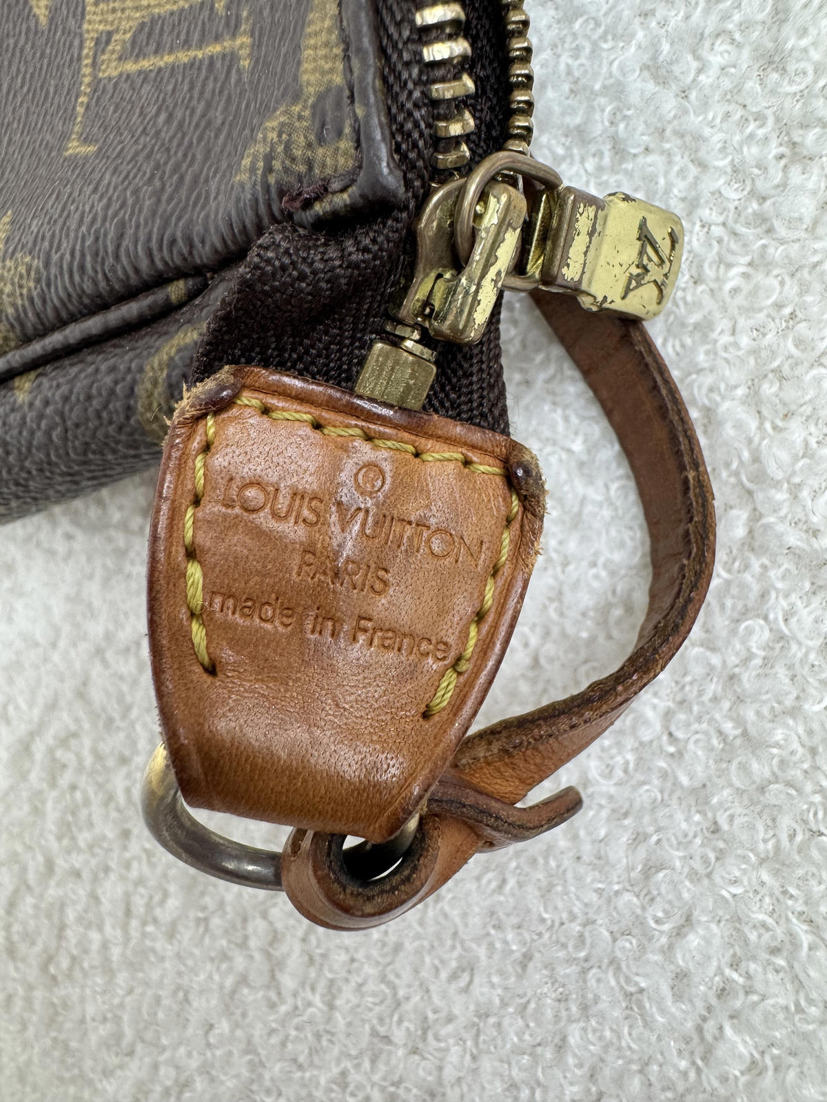 Louis Vuitton Pochette