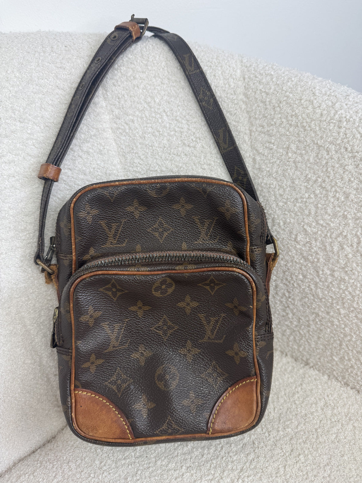 Louis Vuitton Amazon Body Bag