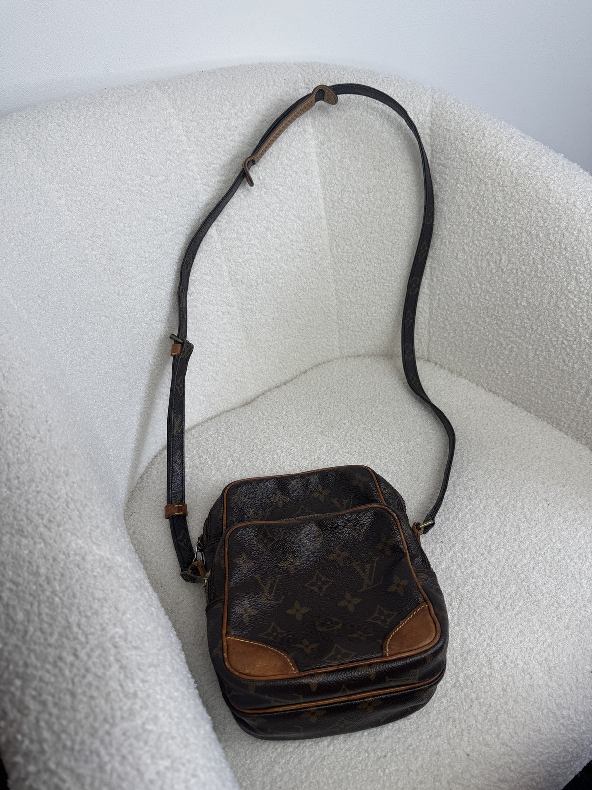 Louis Vuitton Amazon Body Bag
