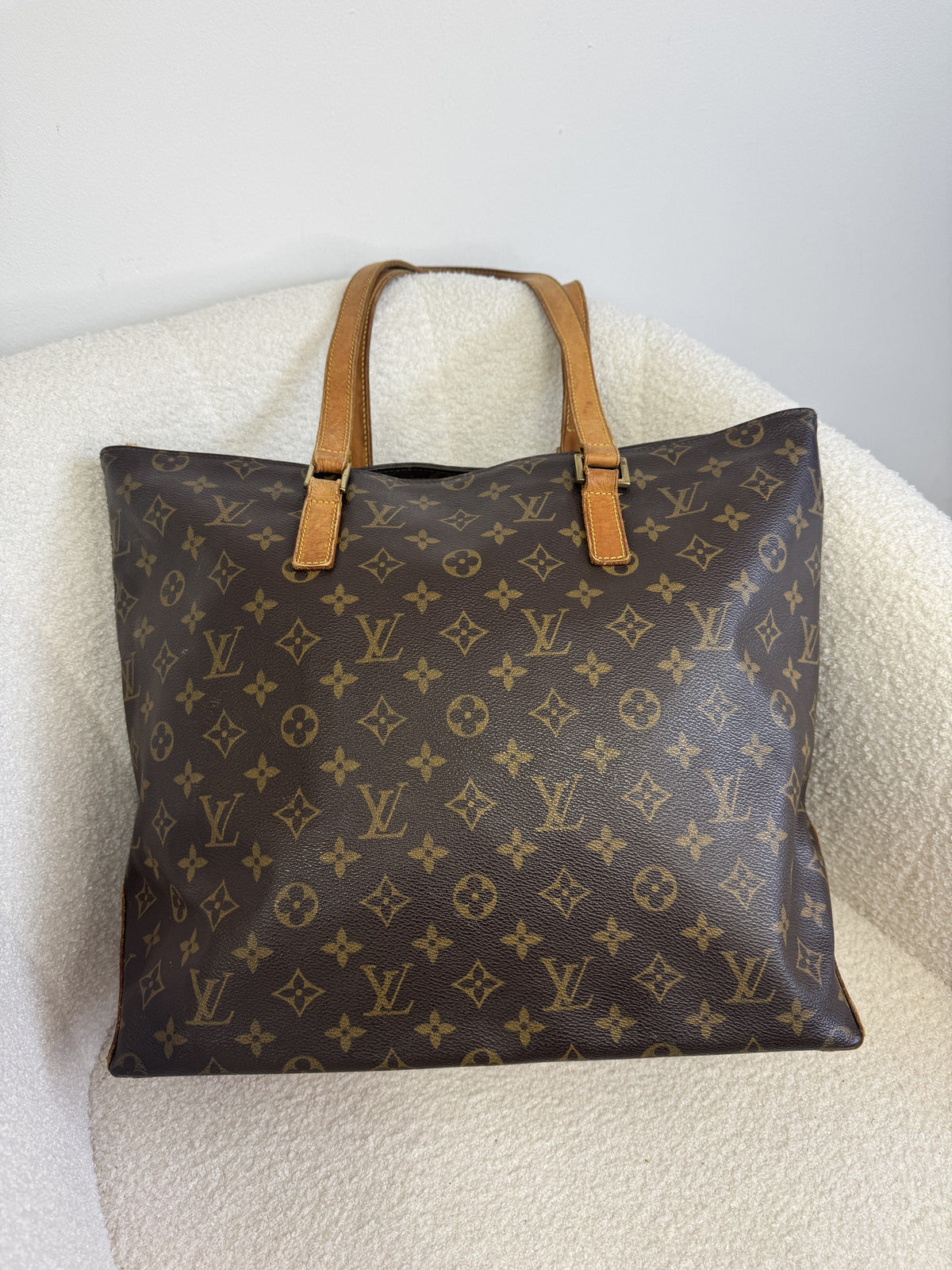 Louis Vuitton Cabas Mezzo