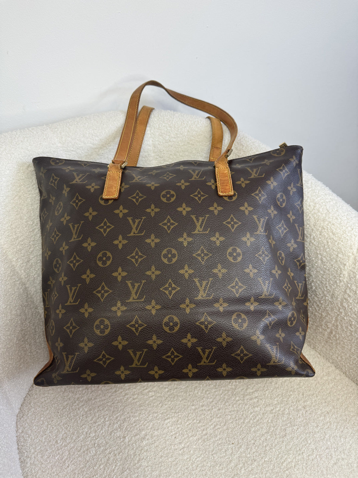 Louis Vuitton Cabas Mezzo