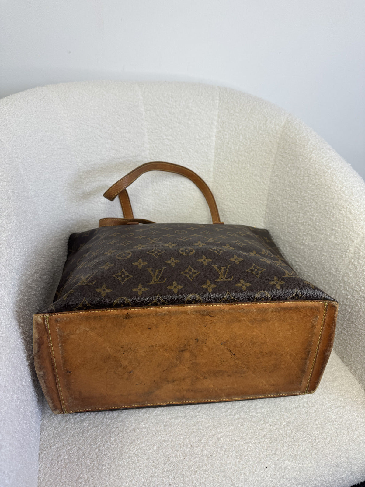 Louis Vuitton Cabas Mezzo