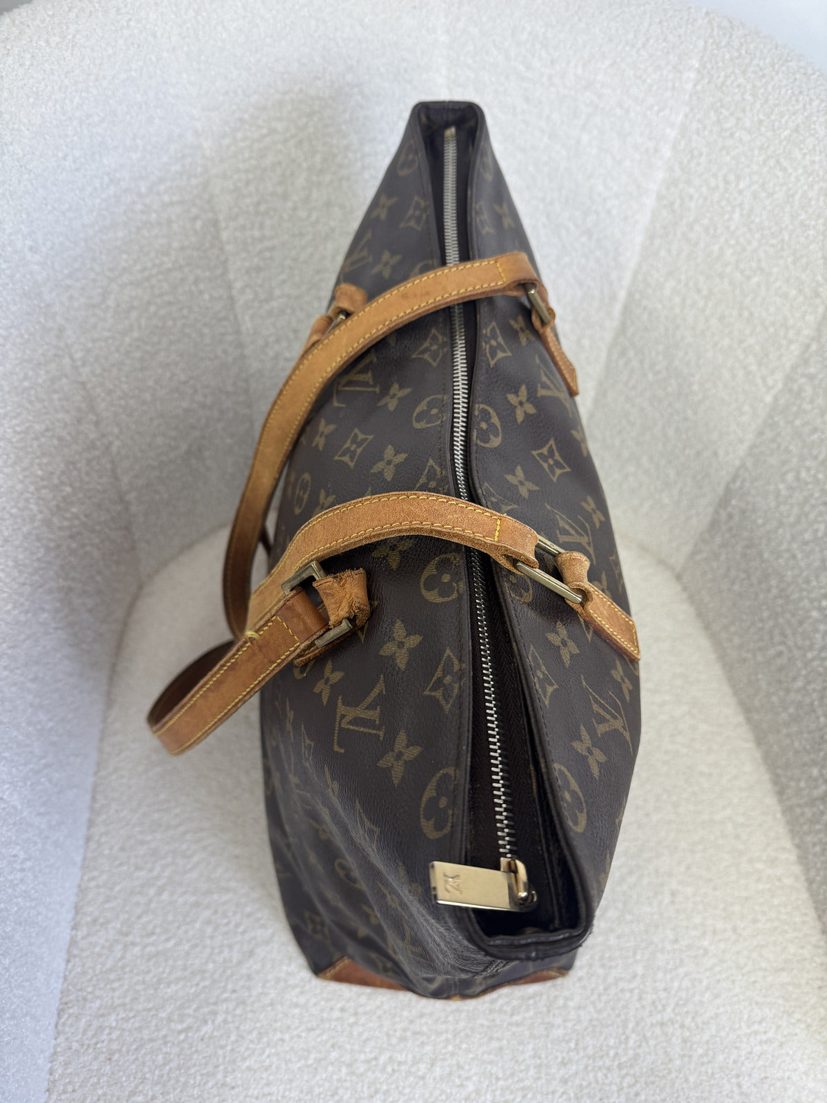 Louis Vuitton Cabas Mezzo