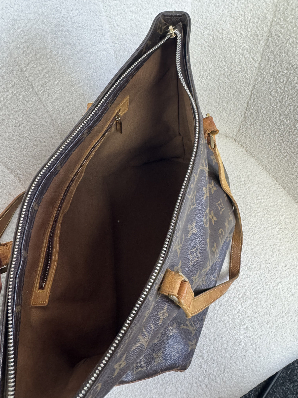 Louis Vuitton Cabas Mezzo