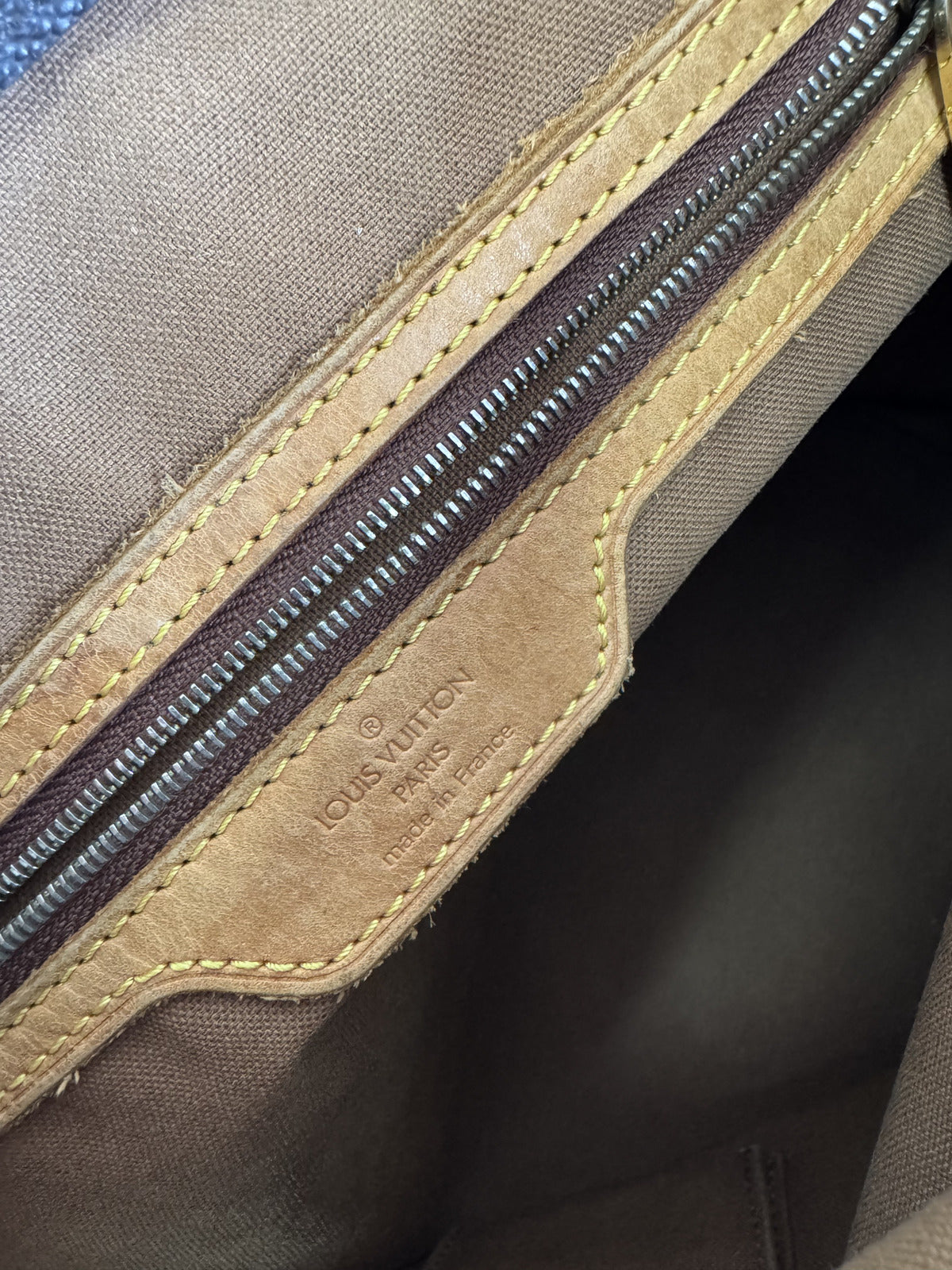Louis Vuitton Cabas Mezzo