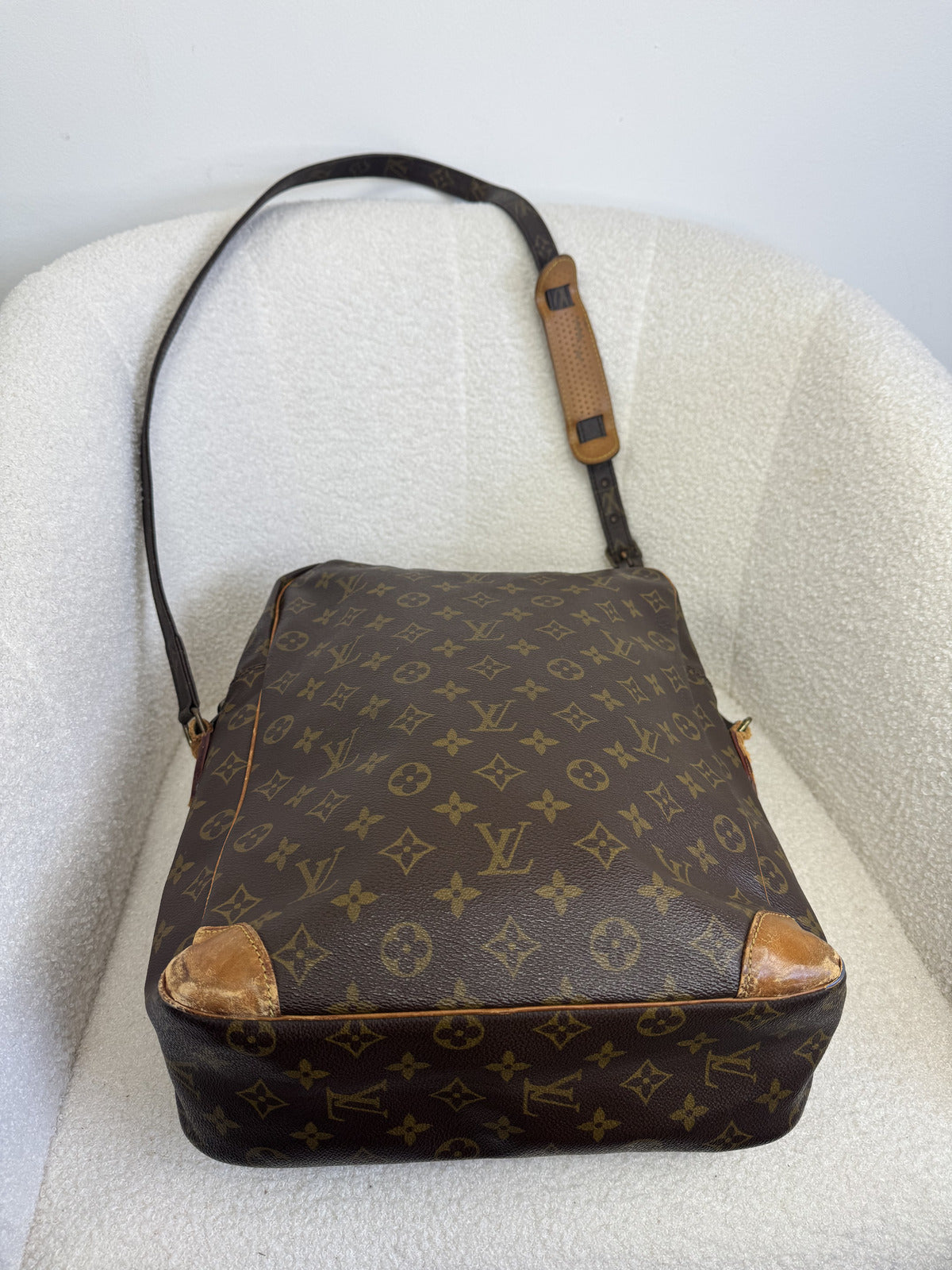 Louis Vuitton Danube Body Bag