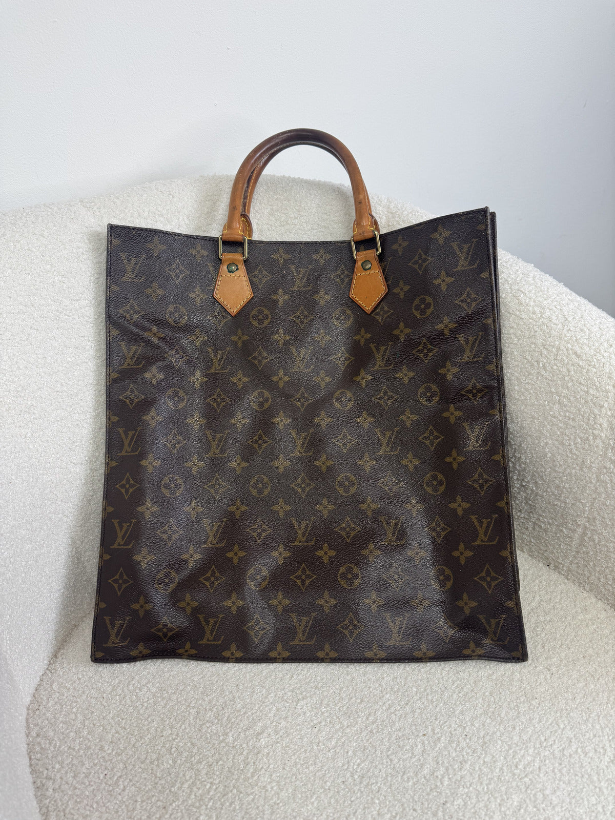 Louis Vuitton Sac Plat Tote