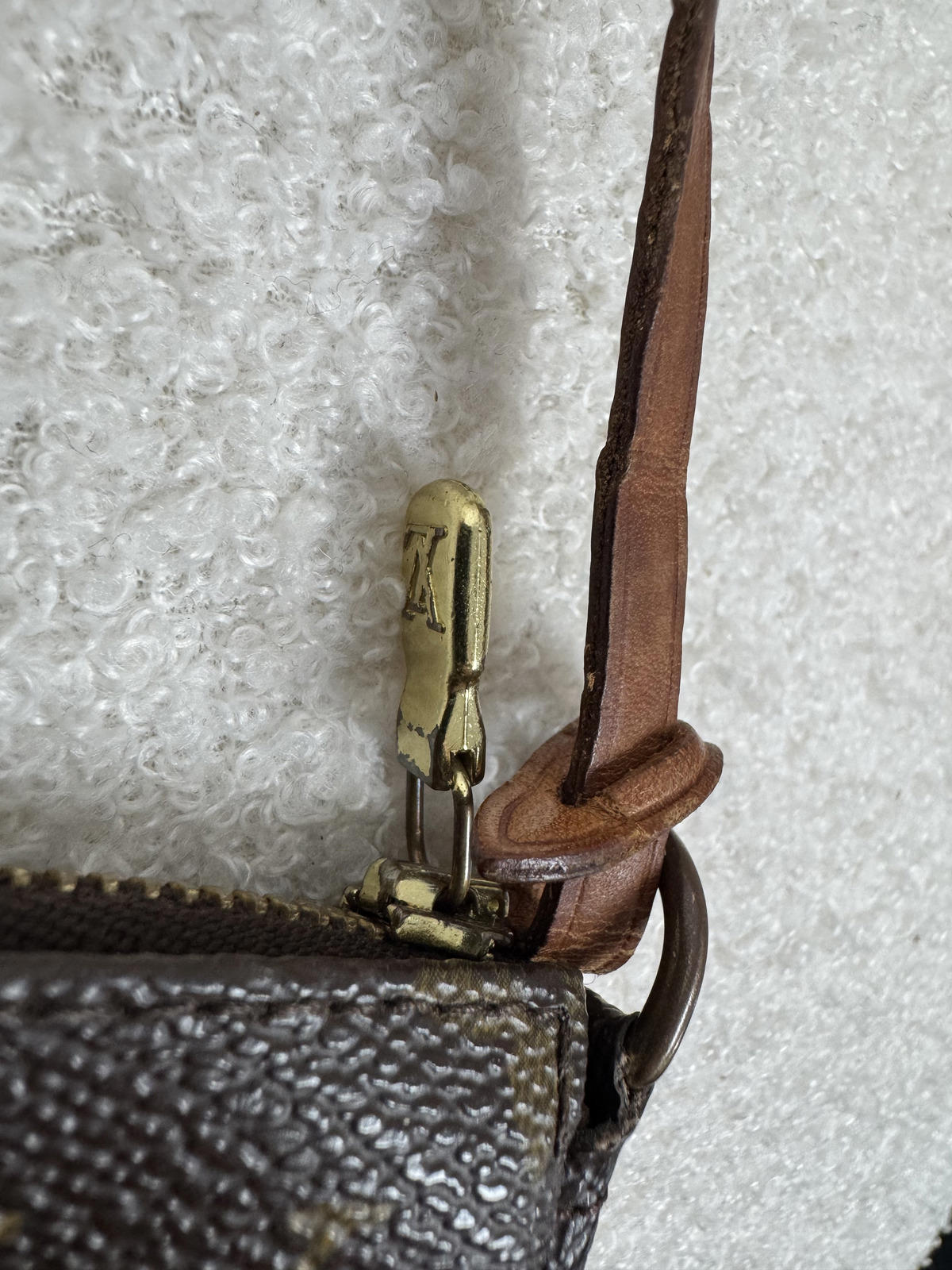 Louis Vuitton Pochette