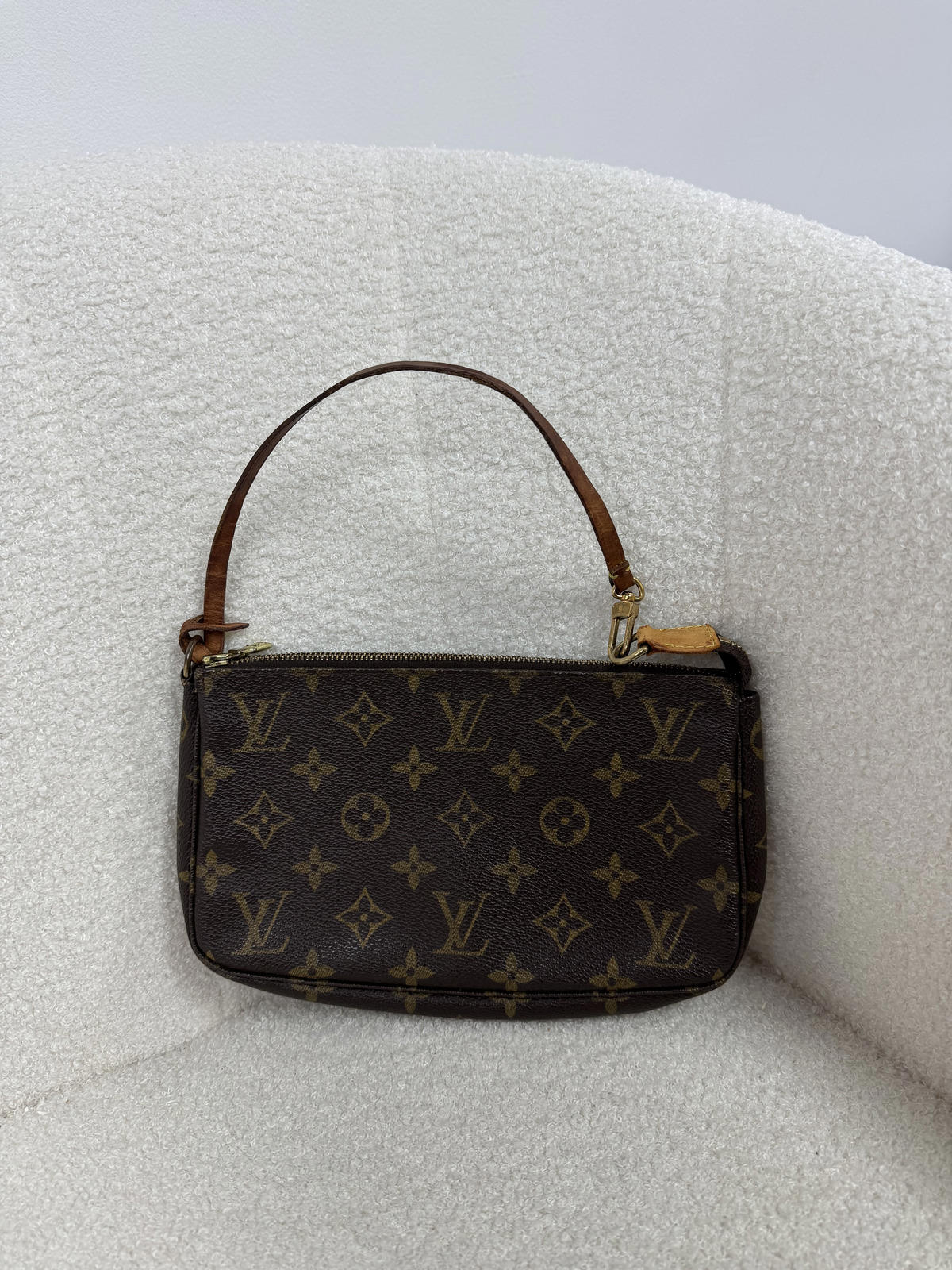 Louis Vuitton Pochette