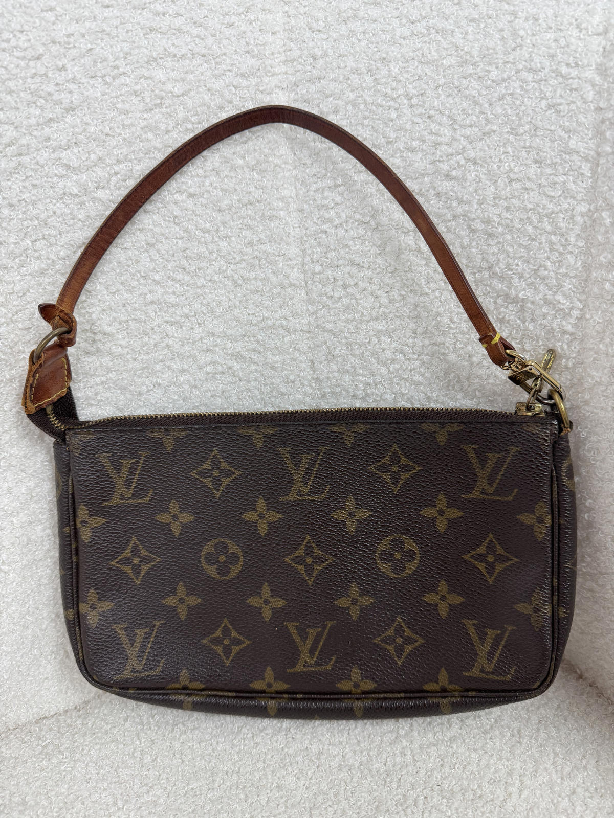 Louis Vuitton Pochette