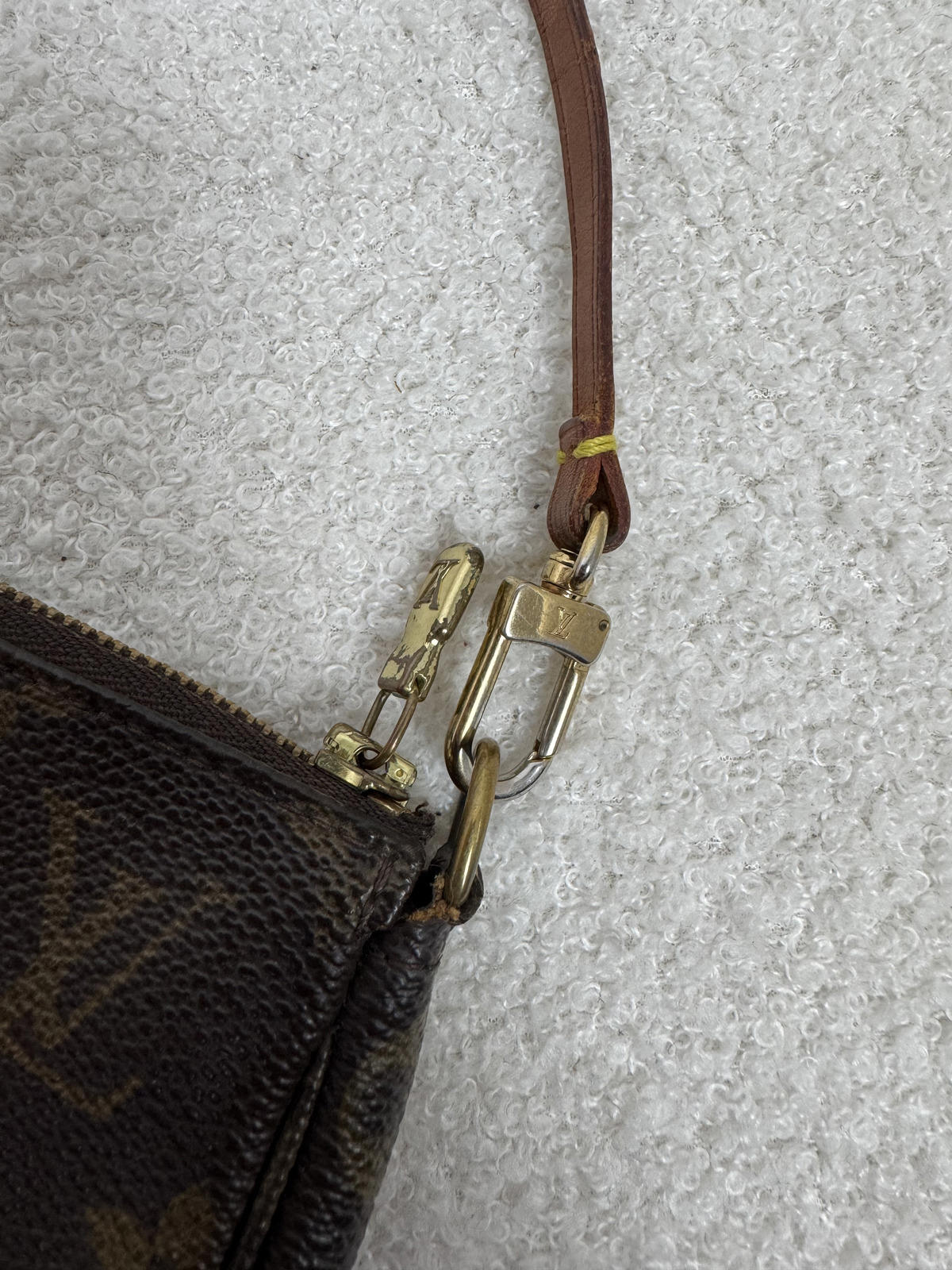 Louis Vuitton Pochette