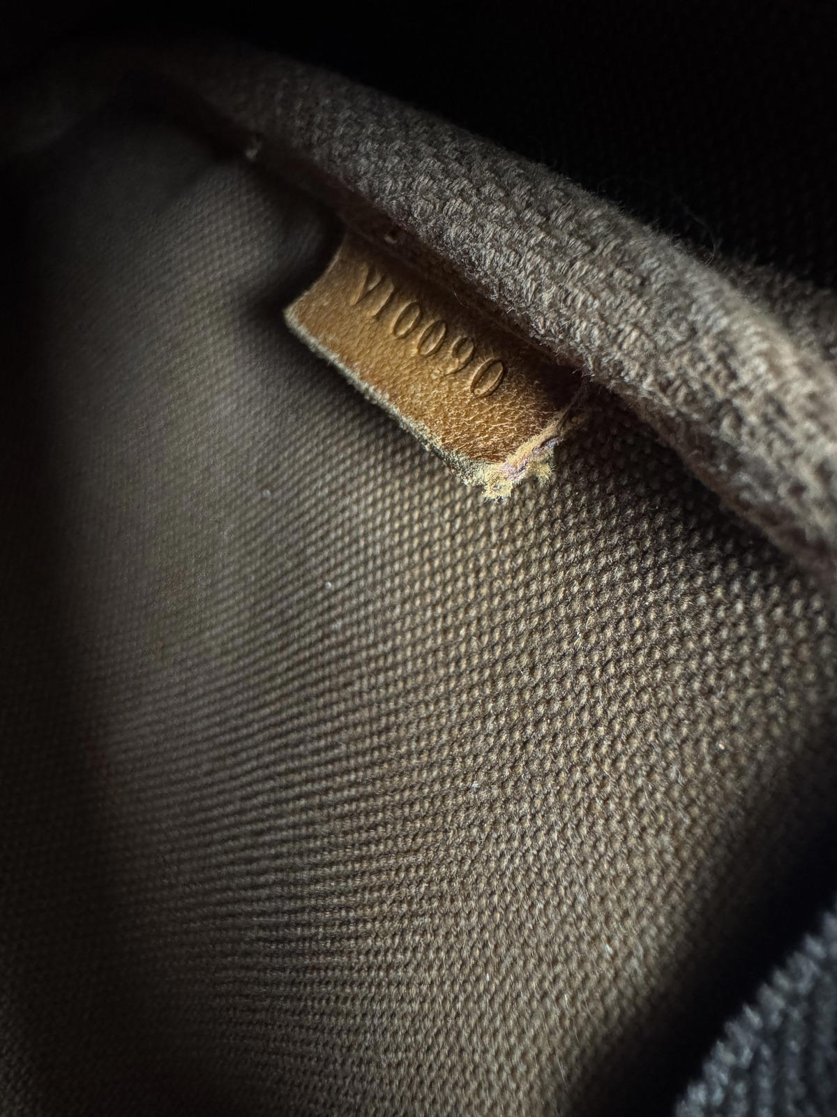 Louis Vuitton Pochette