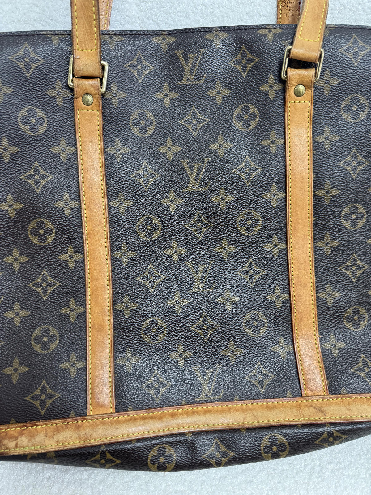 Louis Vuitton Babylon Tote Bag